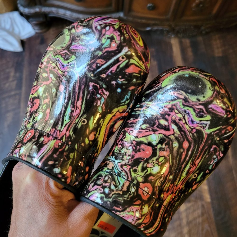NWT Sanitas Splatter Paint Clogs - Picture 4 of 5